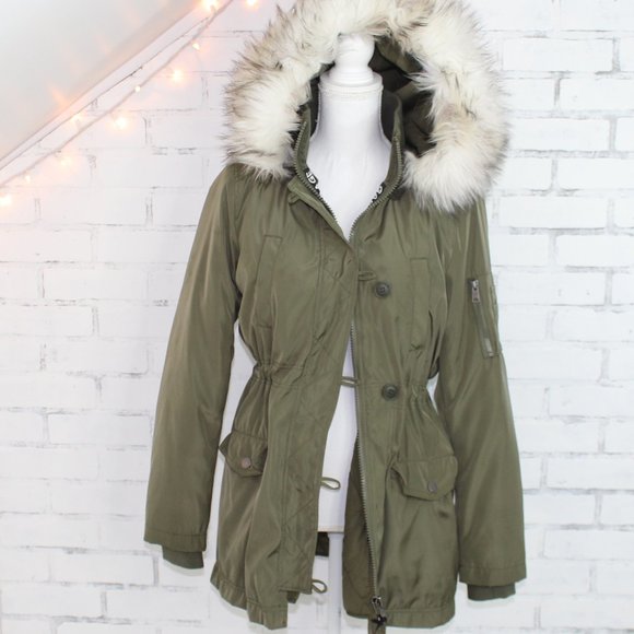 Garage Clothing Army Green Puffer Coat - Picture 1 of 7